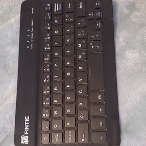Wireless keyboard